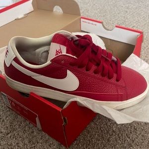 Womens Nike Blazer Low, WMN 7.5